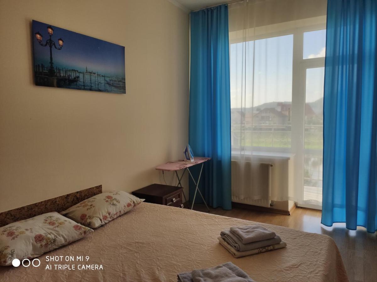 Apartments Domovik Просторная Квартира С Видом На Горы Munkács Kültér fotó